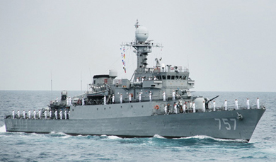 Seoul to deliver warship to Manila to boost defenses against China