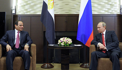 Putin exploits tense U.S.-Egypt ties with $3.5 billion weapons deal