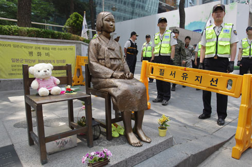 Chinese media denounce Seoul-Tokyo ‘comfort women’ agreement