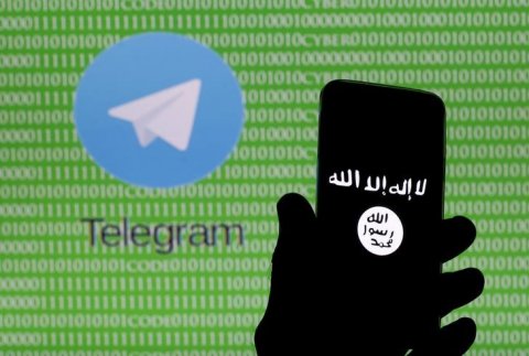 ISIL tells supporters to quit messaging apps over fears of U.S. tracking