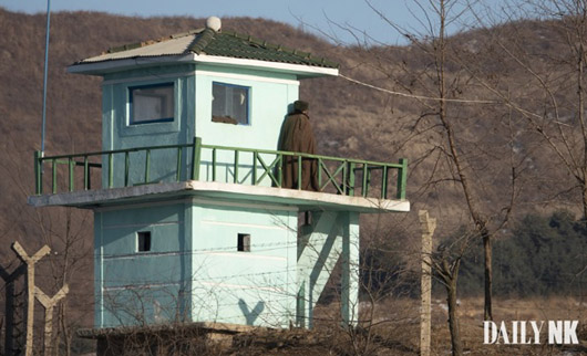 Armed soldier defects to China as tensions build on N. Korean side of border
