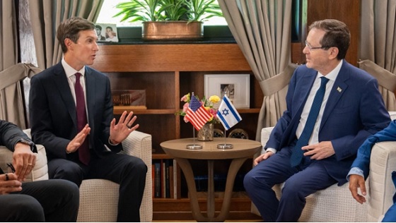 Report: U.S. general to oversee transfer of released Hamas weapons Report: U.S. general to oversee transfer of released Hamas weapons